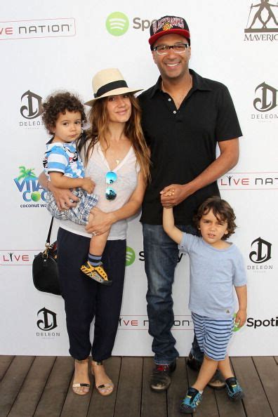 tom morello family.